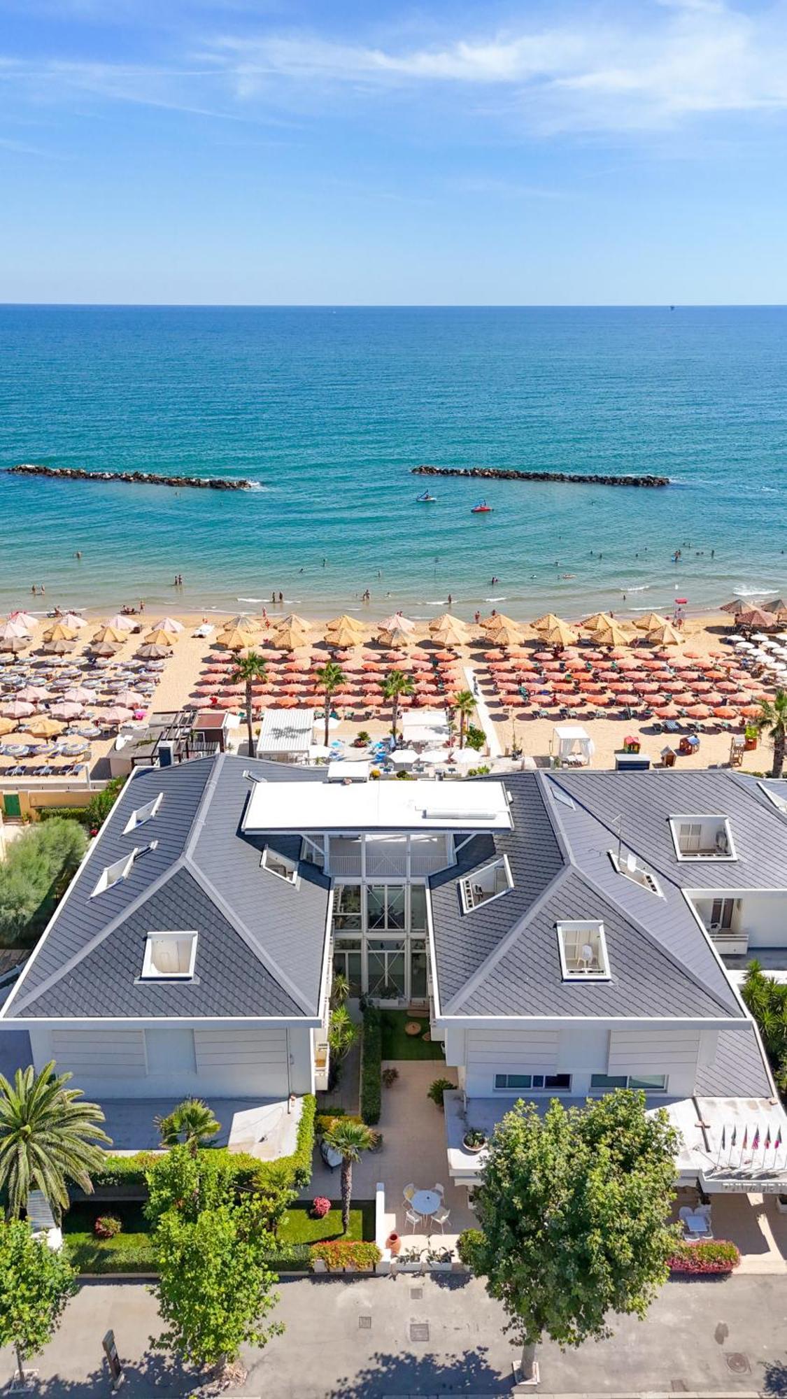 Albergo Punta De L'Est Francavilla Al Mare Luaran gambar
