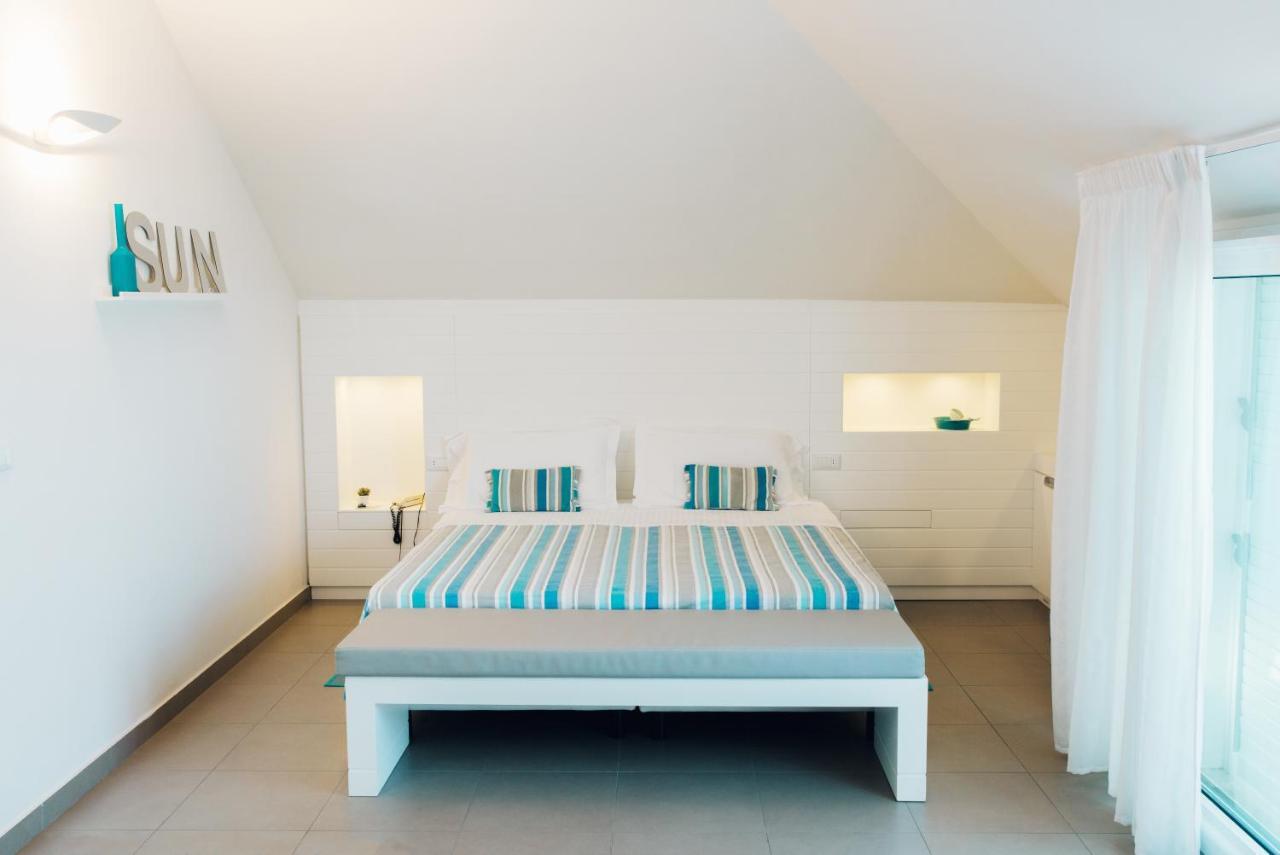 Albergo Punta De L'Est Francavilla Al Mare Luaran gambar